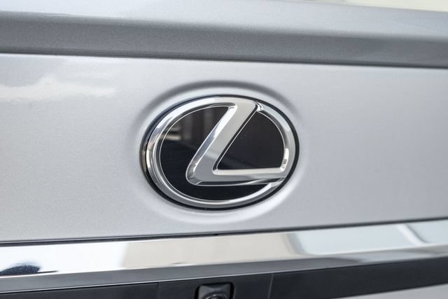 Used 2025 Lexus ES 300h w/ Accessory Package (Z2) FWD image 5