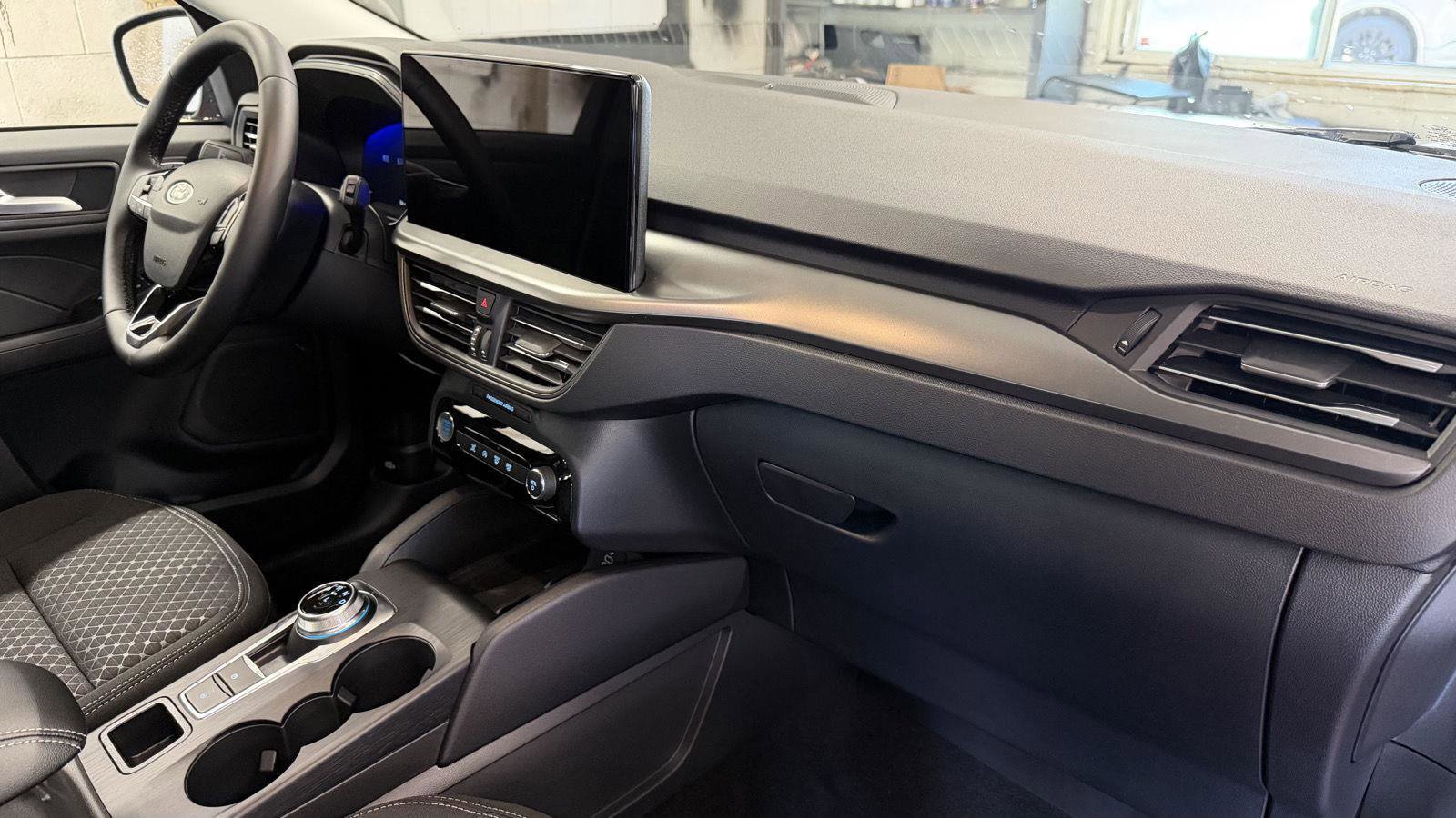 New 2026 Ford Escape Active w/ Active Premium Tech Pack image 30