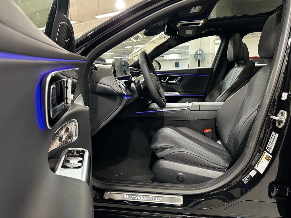 New 2026 Mercedes-Benz E 350 4MATIC Sedan image 4