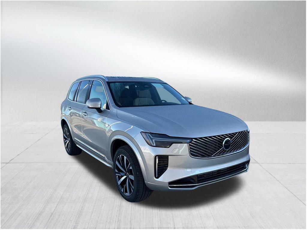 New 2026 Volvo XC90 T8 Core image 3