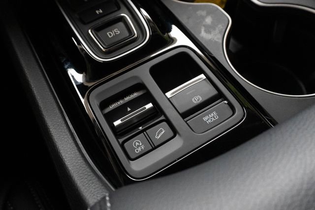 Certified 2025 Honda Pilot EX-L image 24