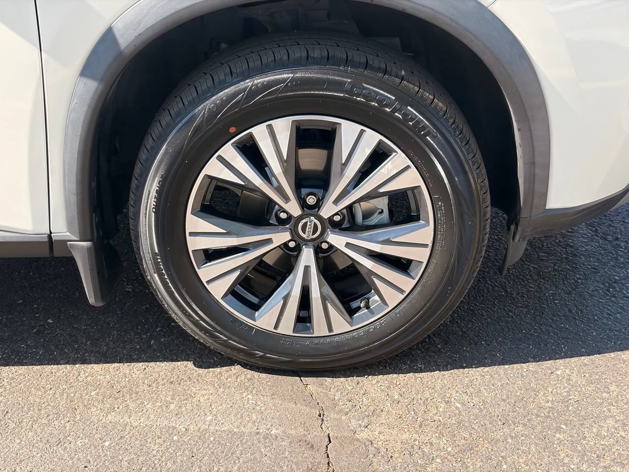 Certified 2021 Nissan Rogue SV FWD image 10