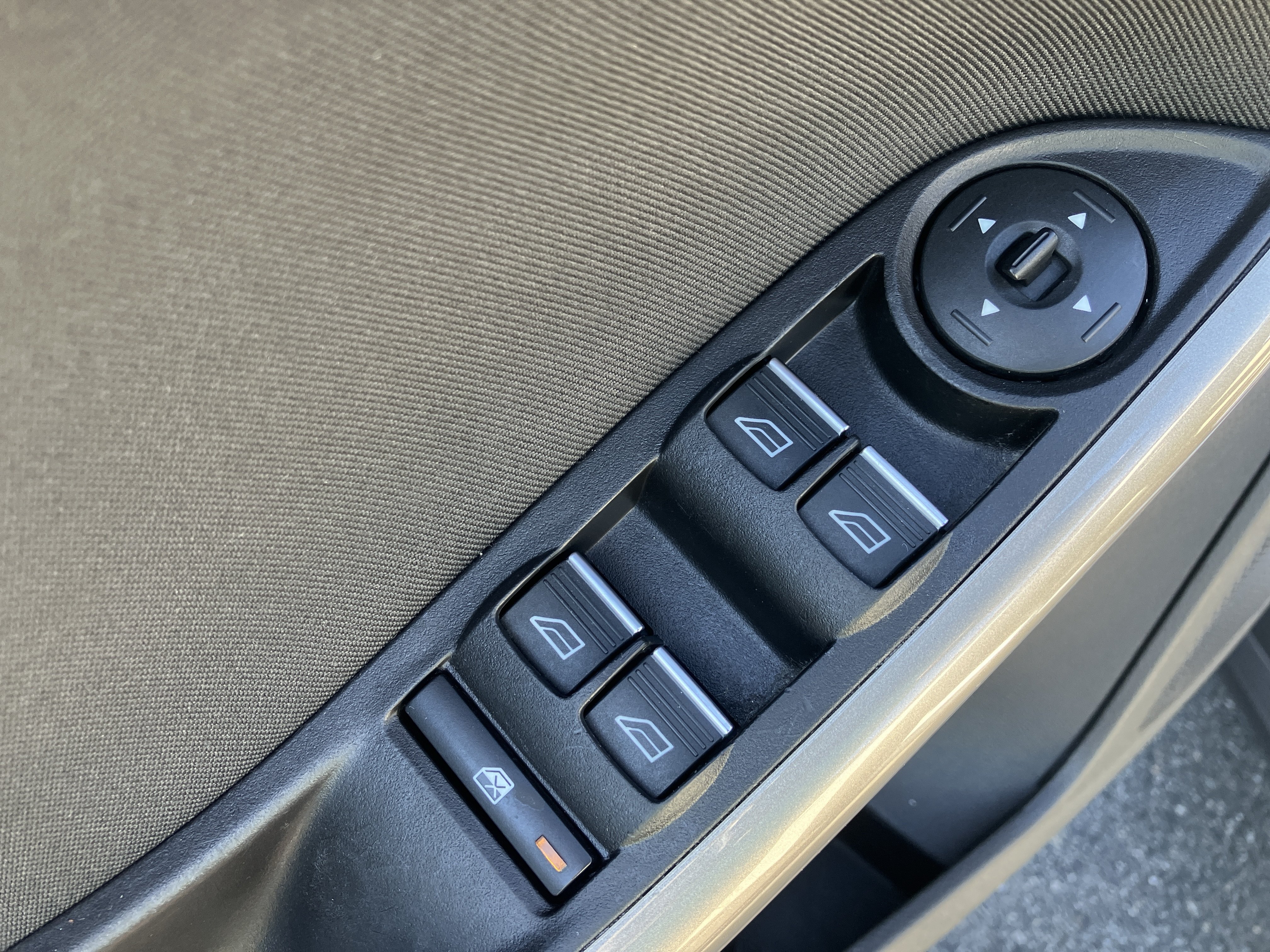 Used 2018 Ford Focus Titanium FWD image 6
