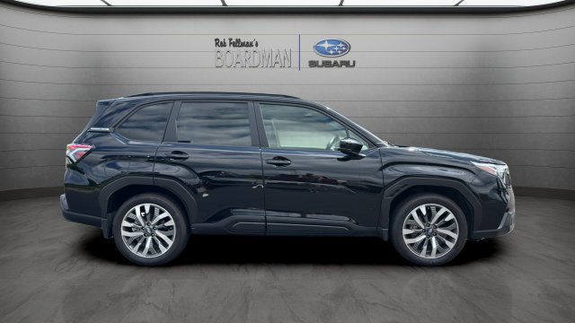 Used 2025 Subaru Forester Touring AWD/4WD image 3