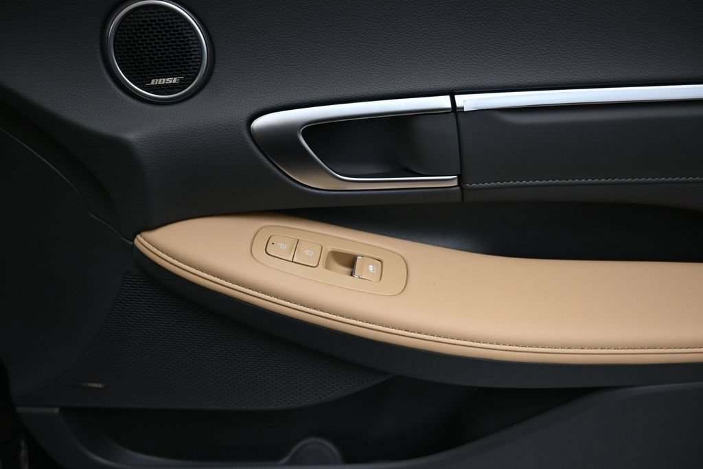 New 2026 Hyundai Sonata Limited FWD image 11