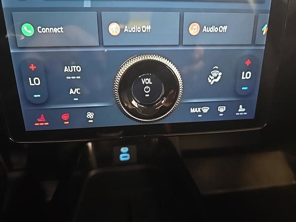 Used 2021 Ford Mustang Mach-E Select w/ Comfort/Appearance Package image 24