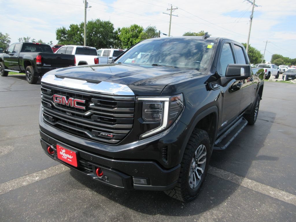 Certified 2023 GMC Sierra 1500 AT4 w/ AT4 Premium Package AWD/4WD image 11