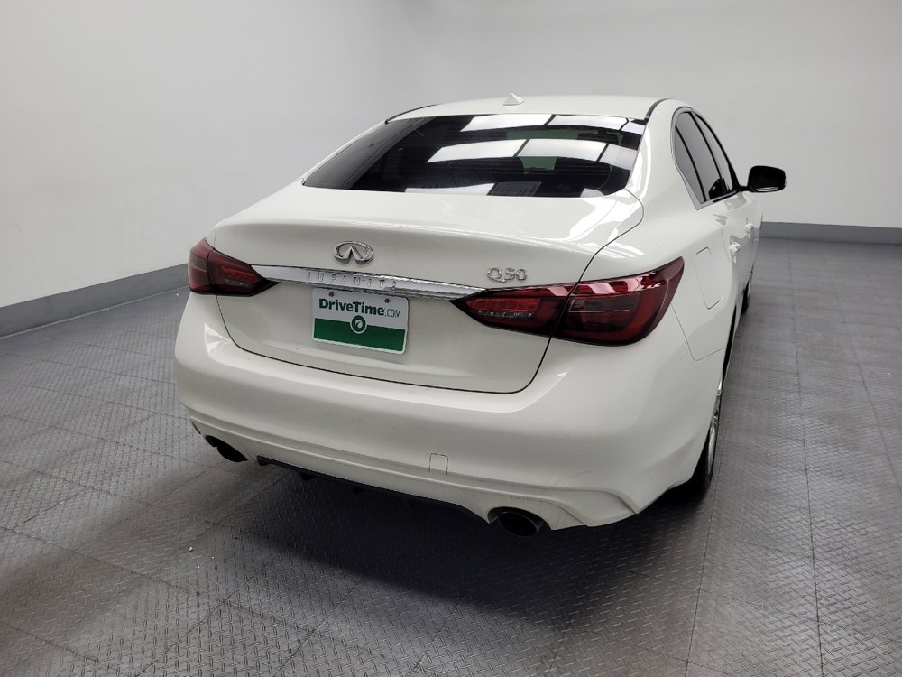 Used 2018 INFINITI Q50 Luxe w/ Cargo Package (L95) RWD image 7