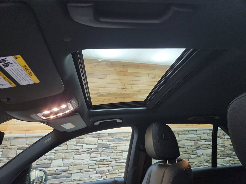 Used 2023 Mercedes-Benz GLE 350 4MATIC image 11