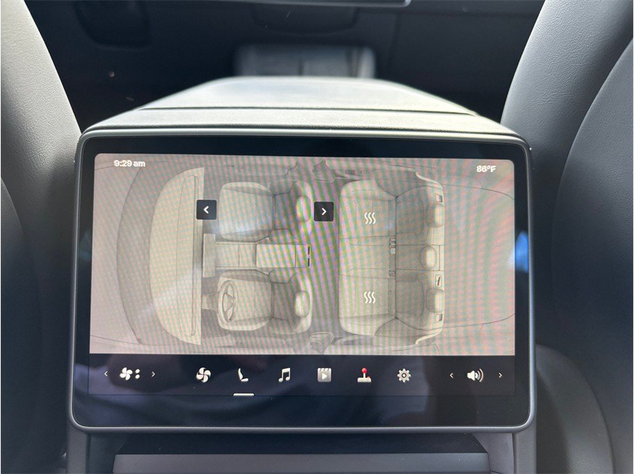 Used 2024 Tesla Model 3 Standard Range RWD image 37
