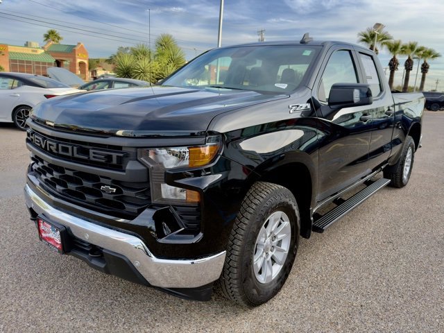 Used 2025 Chevrolet Silverado 1500 W/T w/ Z71 Off-Road Package image 3