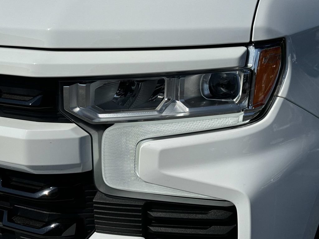 Used 2023 Chevrolet Silverado 1500 RST AWD/4WD image 9
