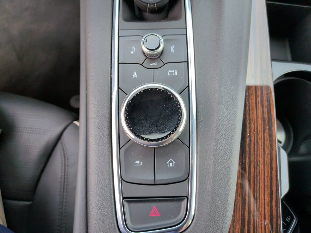 Used 2023 Cadillac Escalade Premium Luxury w/ Performance Package AWD/4WD image 22