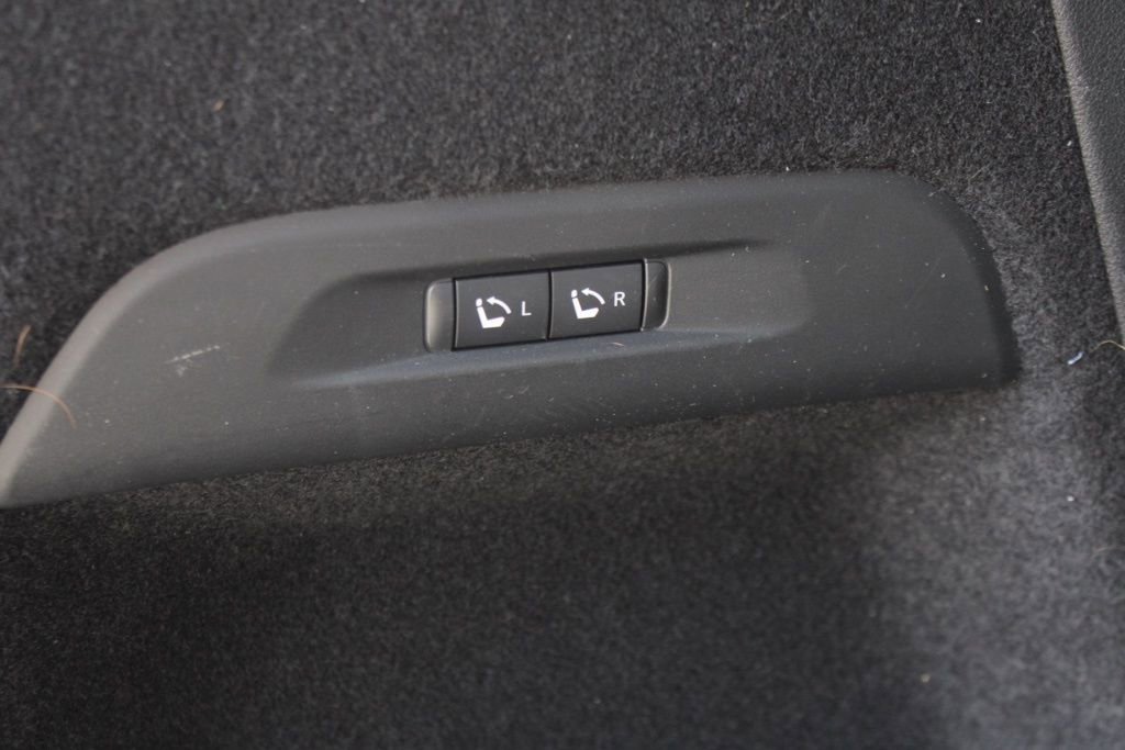 Used 2022 INFINITI QX60 Sensory w/ Cargo Package AWD/4WD image 43