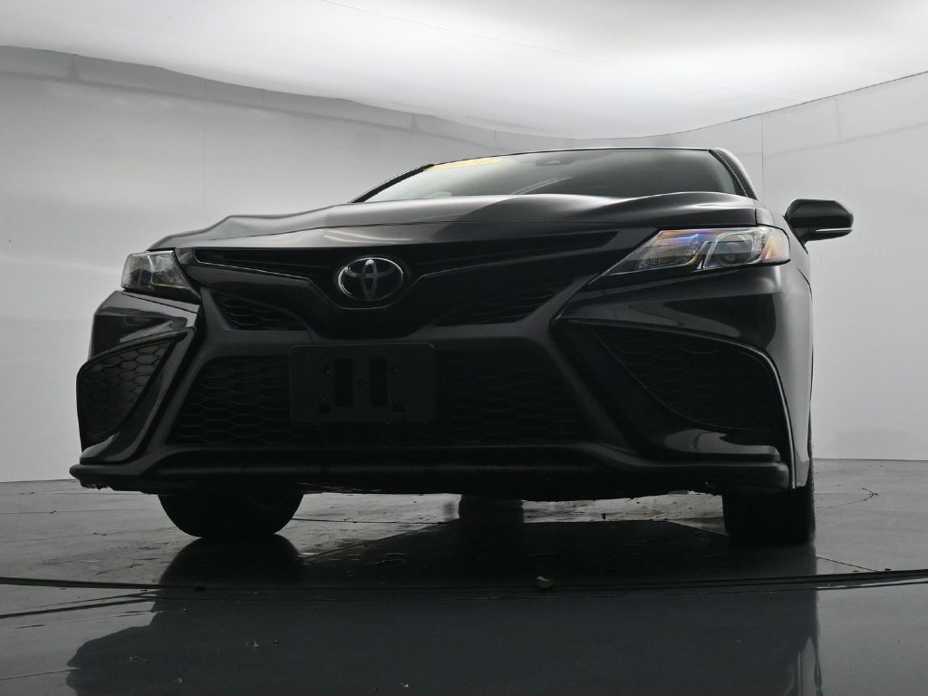 Used 2024 Toyota Camry SE FWD image 34