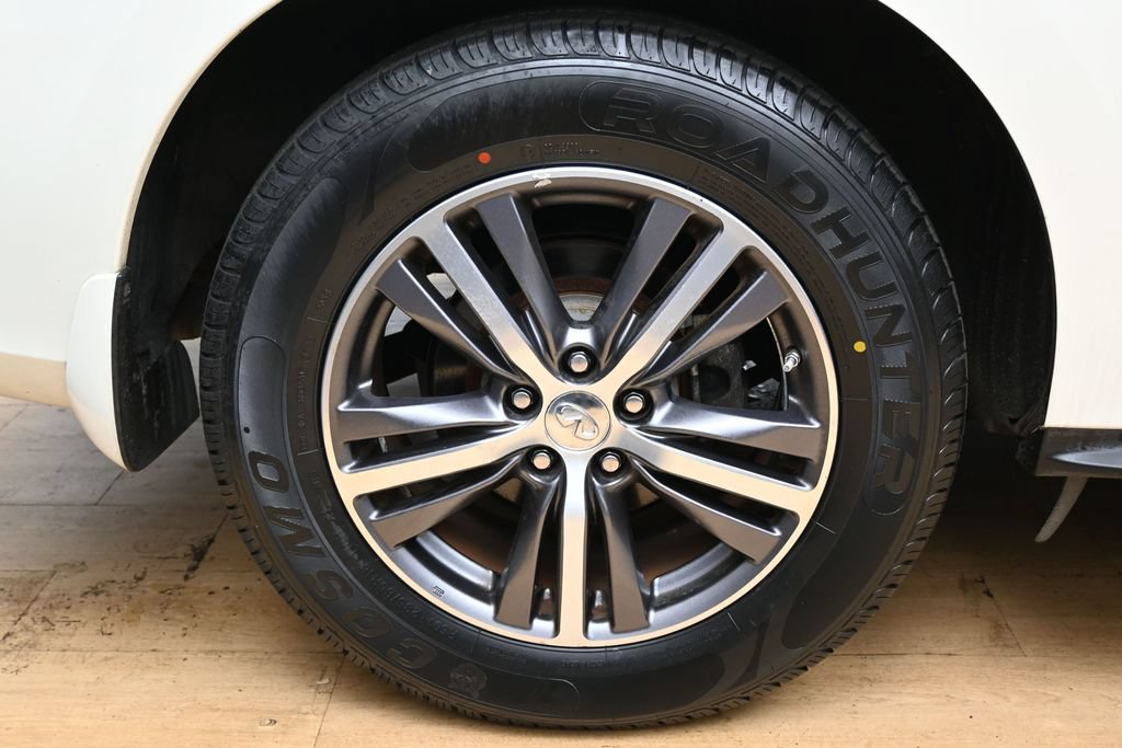 Used 2019 INFINITI QX60 Luxe w/ Essential Package FWD image 14