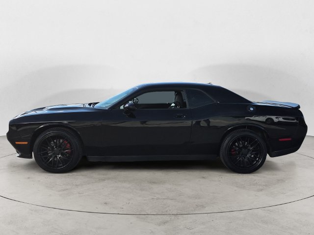 Used 2018 Dodge Challenger R/T Plus RWD image 8