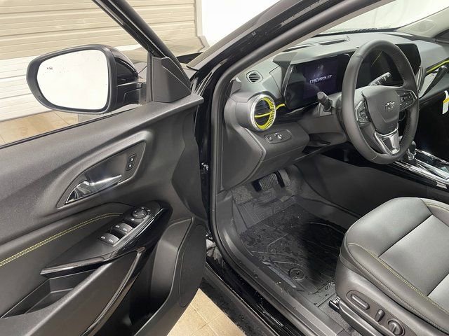 New 2026 Chevrolet Trax ACTIV w/ Driver Confidence Package FWD image 10