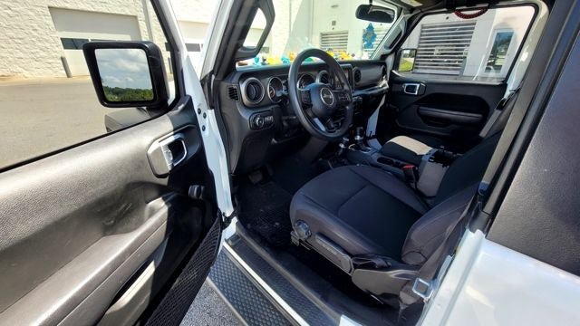 Used 2022 Jeep Wrangler Sport AWD/4WD image 7