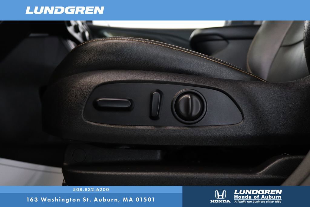 Used 2020 GMC Terrain SLT image 9