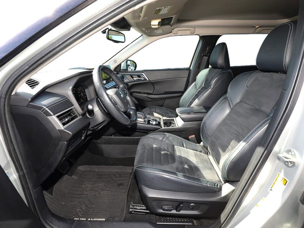 Used 2022 Mitsubishi Outlander SE AWD/4WD image 12