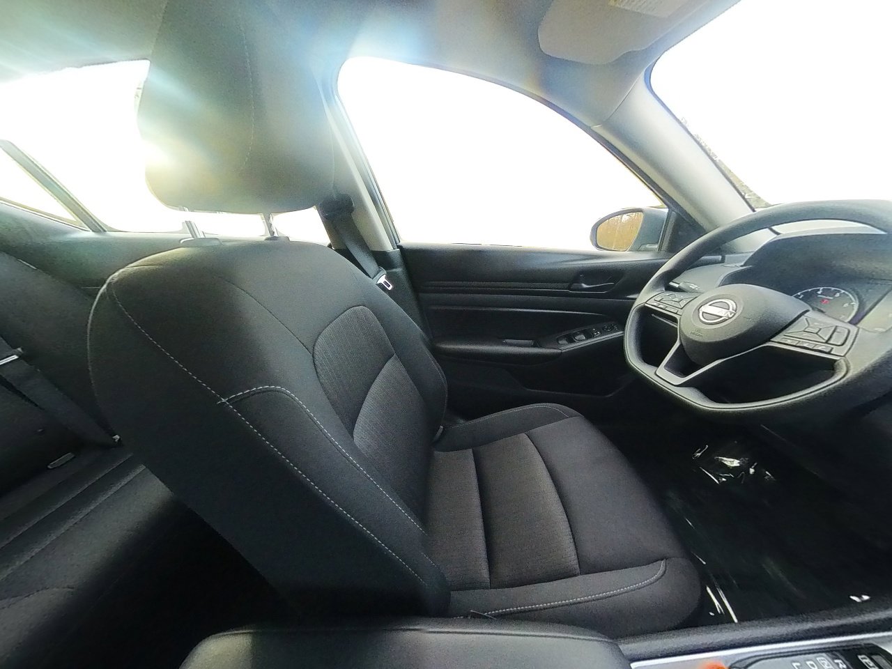 Used 2025 Nissan Altima 2.5 S image 59