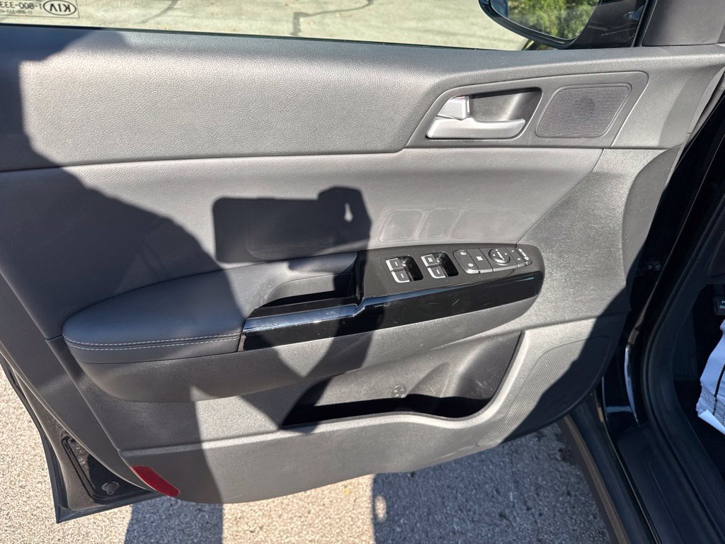 Used 2021 Kia Sportage EX AWD/4WD image 9