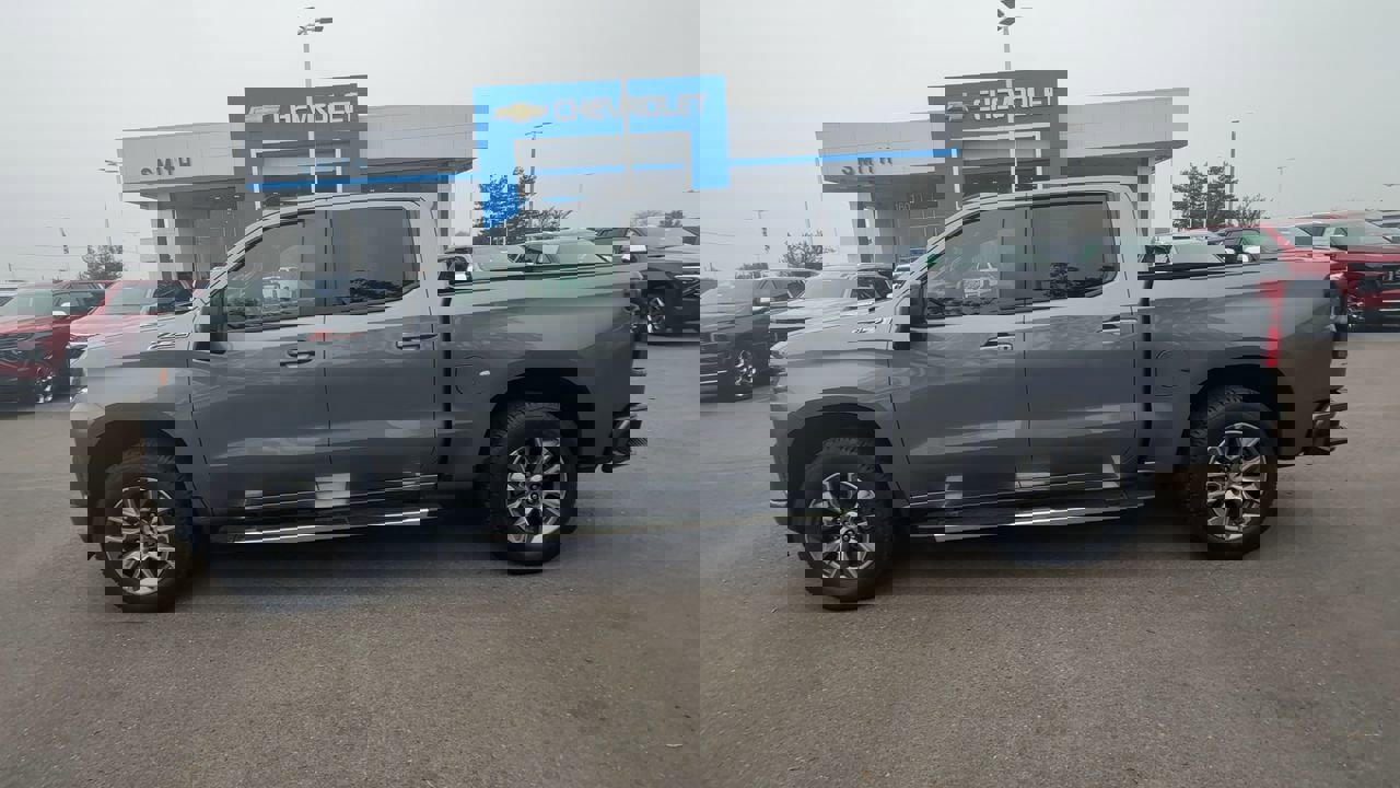 Used 2022 Chevrolet Silverado 1500 RST image 4