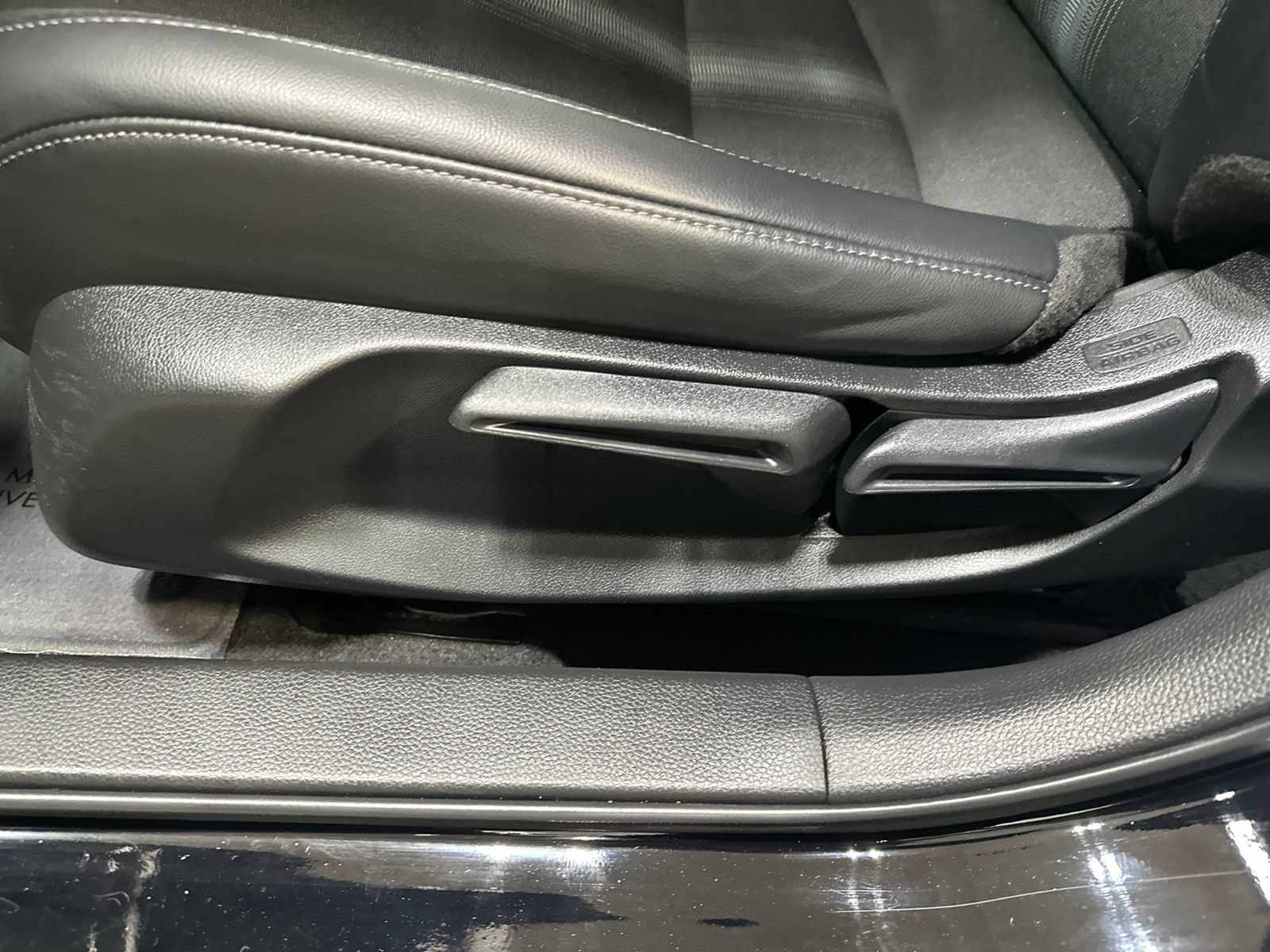 Used 2023 Honda Civic Sport image 14