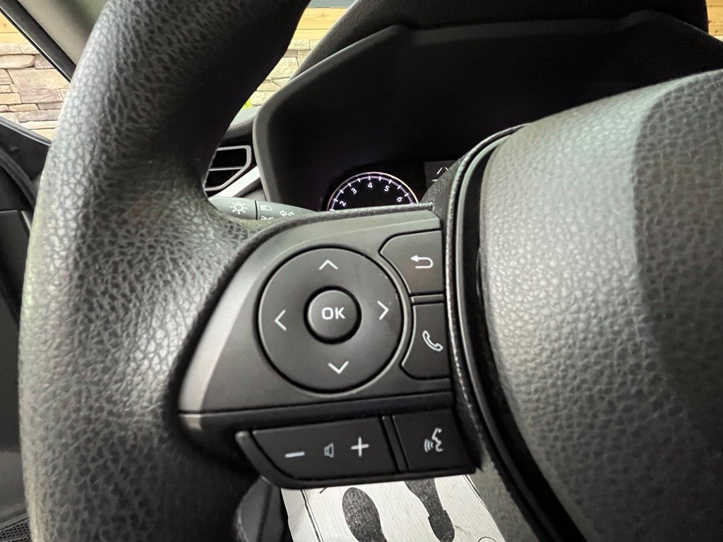 Used 2019 Toyota RAV4 LE w/ All Weather Liner Package AWD/4WD image 37