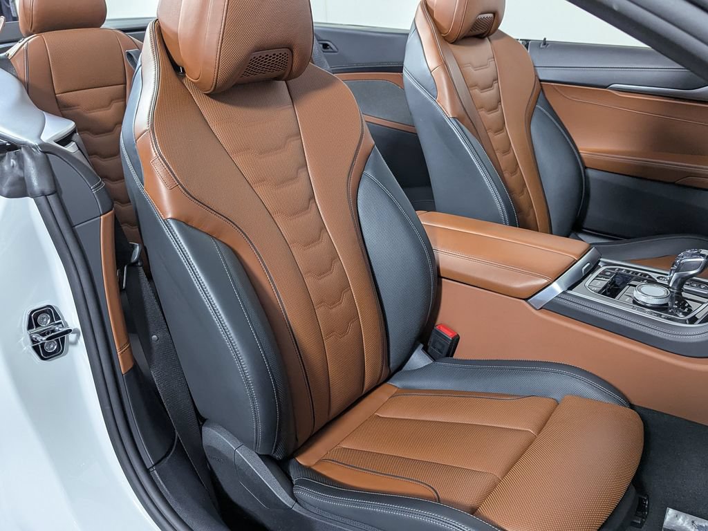 Used 2024 BMW 840i xDrive Convertible w/ Comfort Seating Package AWD/4WD image 44