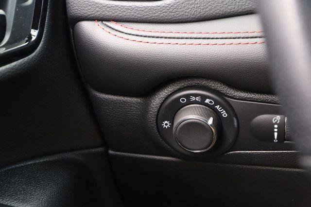 Used 2025 Dodge Durango GT image 21