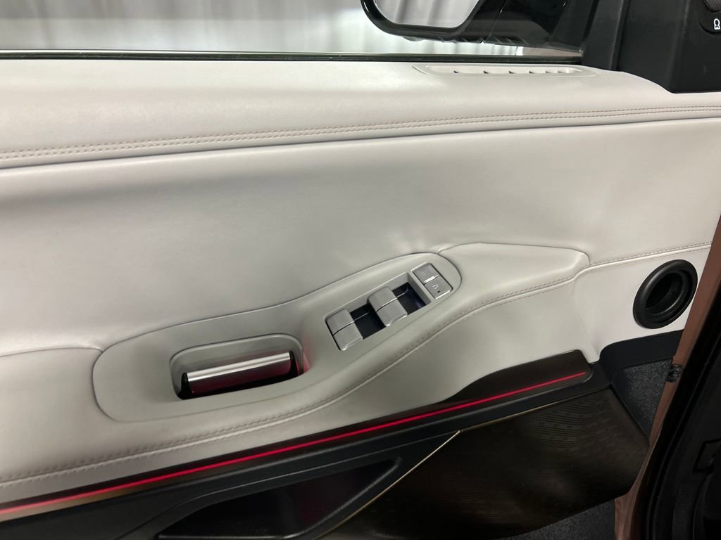 Used 2025 Lincoln Navigator L Black Label AWD/4WD image 14