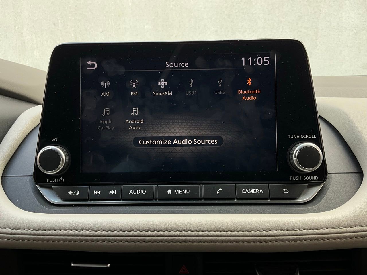 Used 2025 Nissan Rogue SV image 30