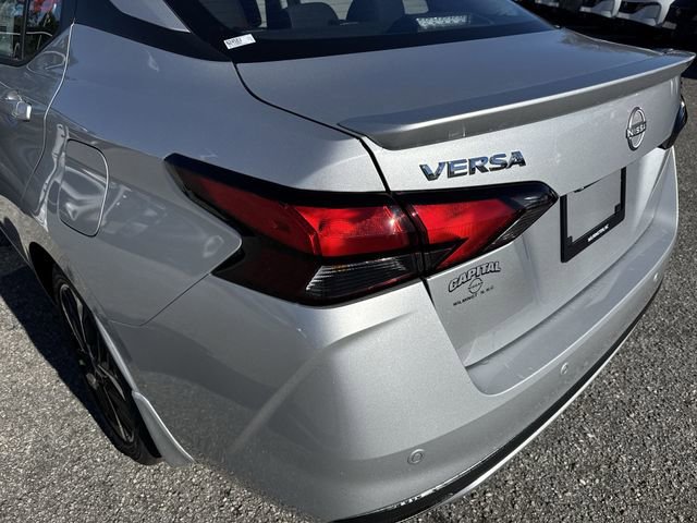 New 2025 Nissan Versa SR w/ Trunk Package FWD image 32