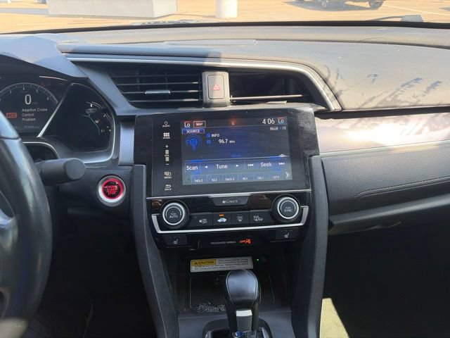 Used 2018 Honda Civic Touring image 10
