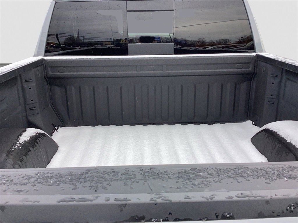 Used 2024 GMC Sierra 1500 SLE w/ Preferred Package image 30