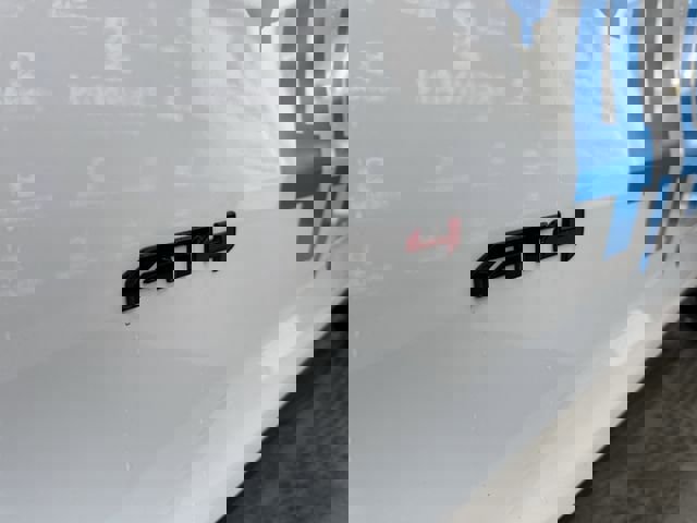 New 2026 GMC Acadia AT4 w/ LPO, Floor Liner Package image 31