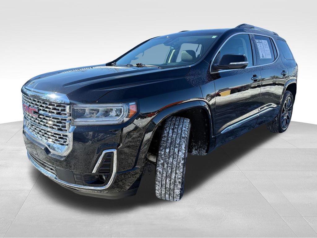 Used 2023 GMC Acadia Denali w/ Black Diamond Edition image 3