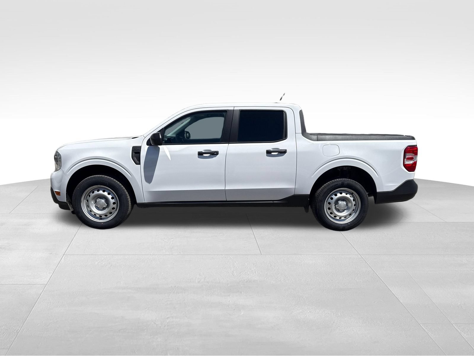 Used 2024 Ford Maverick XL w/ Equipment Group 100A Standard AWD/4WD image 2