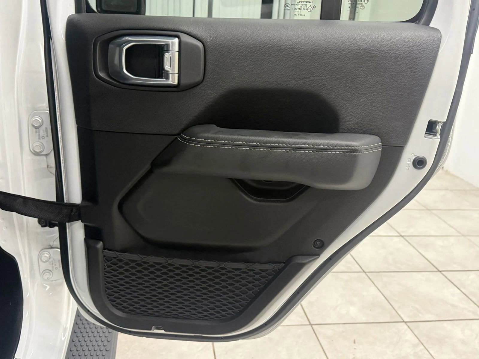 Used 2023 Jeep Wrangler Unlimited Sahara w/ Cold Weather Group image 19