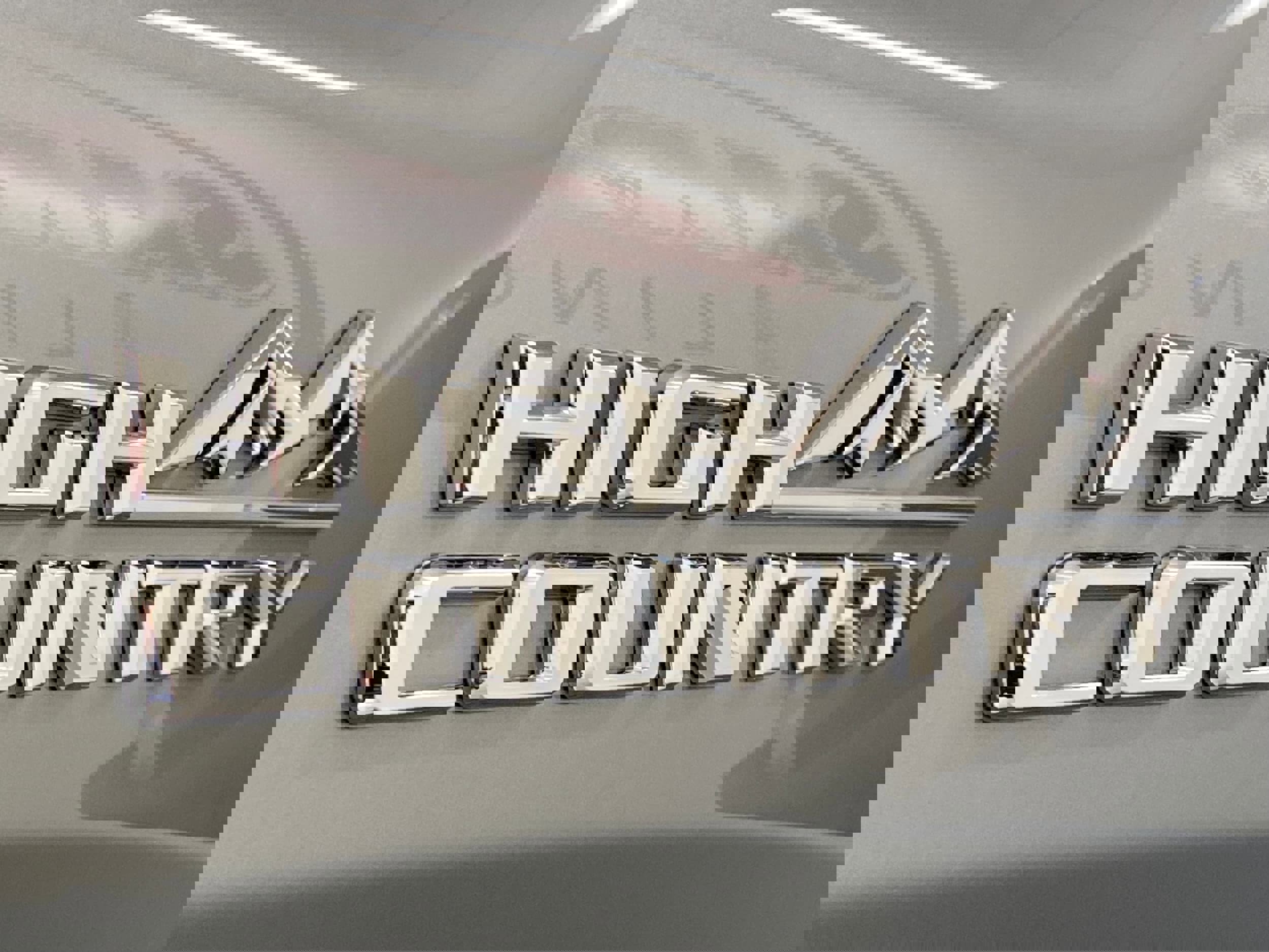 Used 2024 Chevrolet Silverado 1500 High Country w/ Technology Package image 14