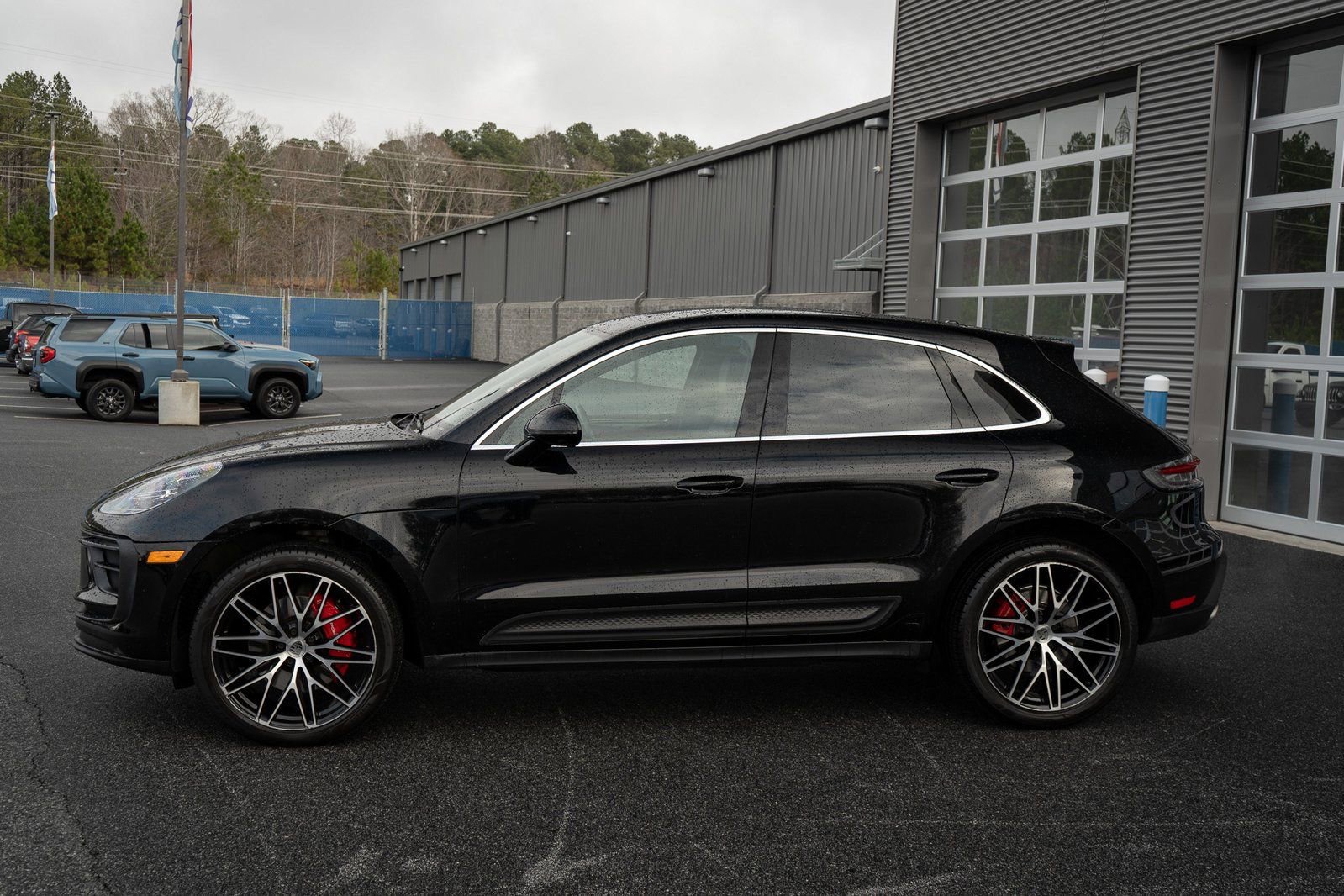 Used 2022 Porsche Macan S w/ Premium Package Plus image 14