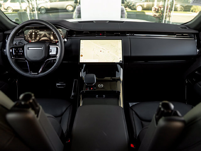 New 2027 Land Rover Range Rover Sport Dynamic SE AWD/4WD image 18