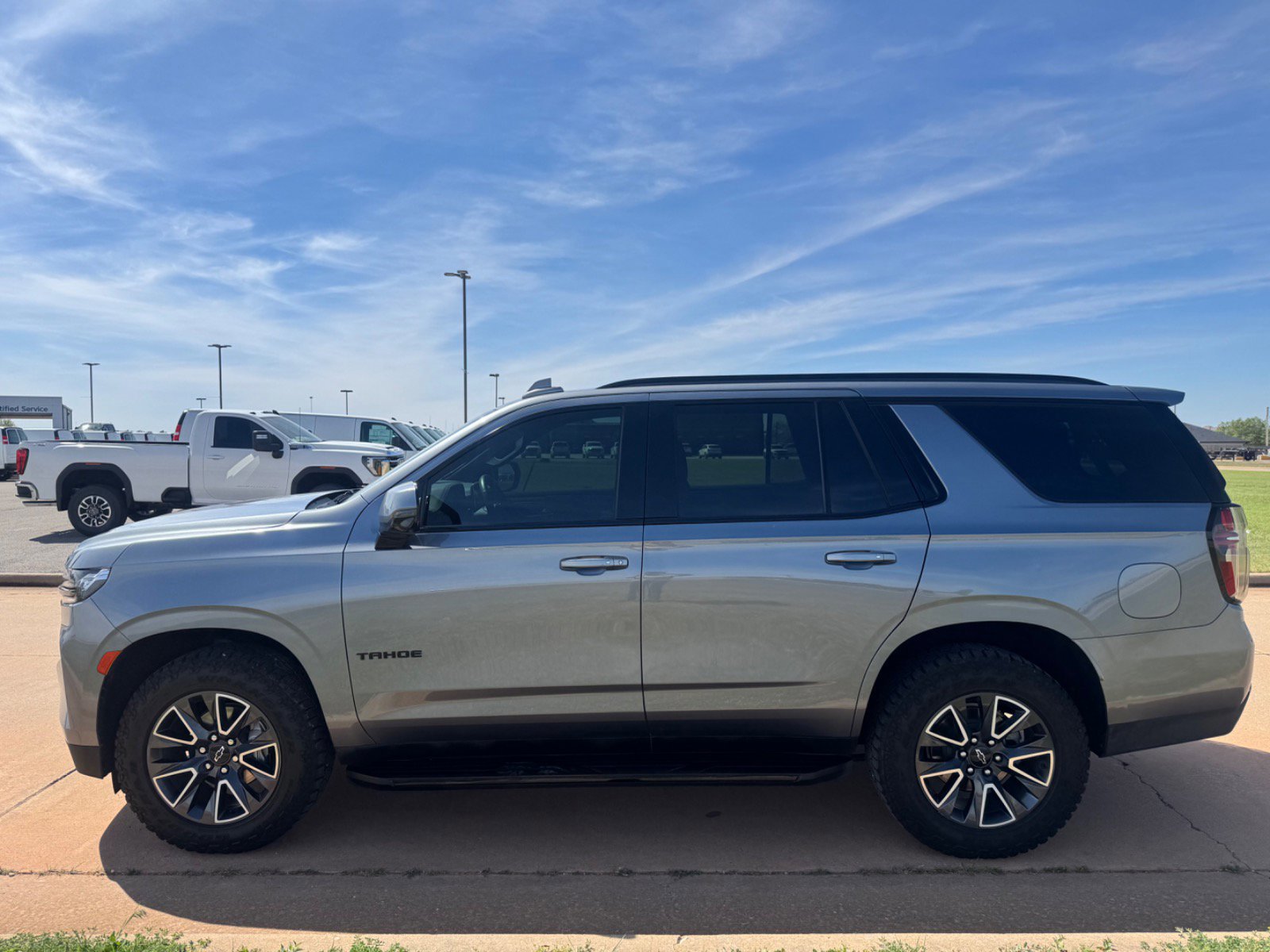 Used 2022 Chevrolet Tahoe RST w/ Luxury Package AWD/4WD image 6