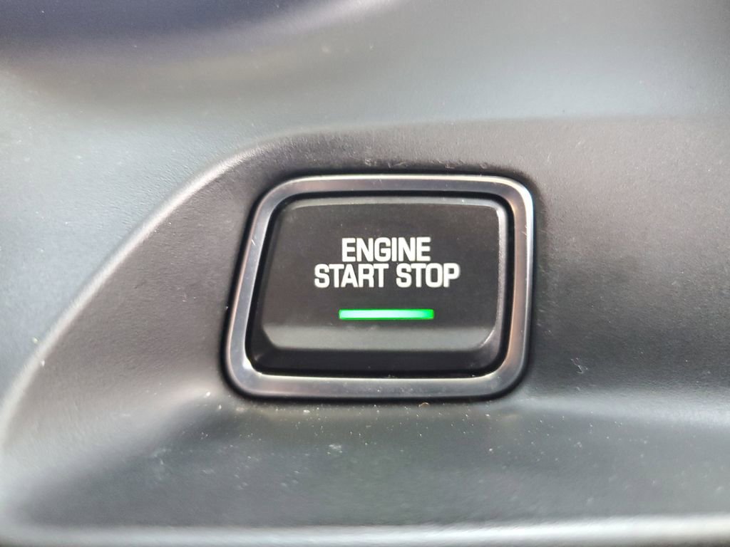 Used 2019 Chevrolet Camaro LT image 23