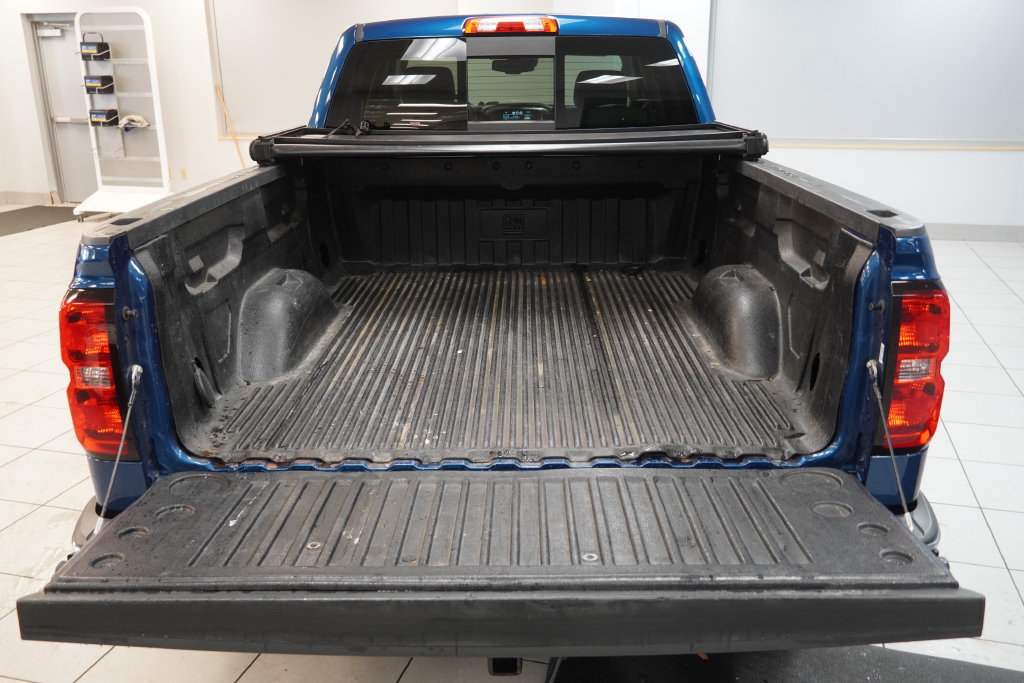 Used 2015 Chevrolet Silverado 1500 LTZ w/ LTZ Plus Package AWD/4WD image 43