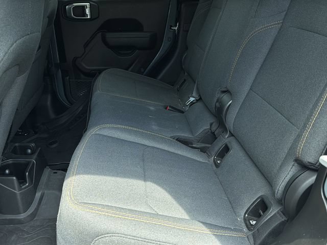 Used 2024 Jeep Gladiator Sport AWD/4WD image 21