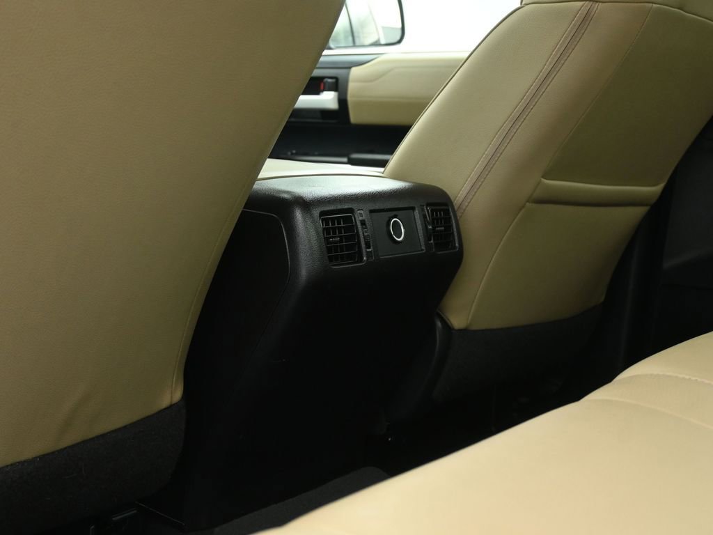 Used 2015 Toyota Tundra Limited w/ Limited Premium Package image 21