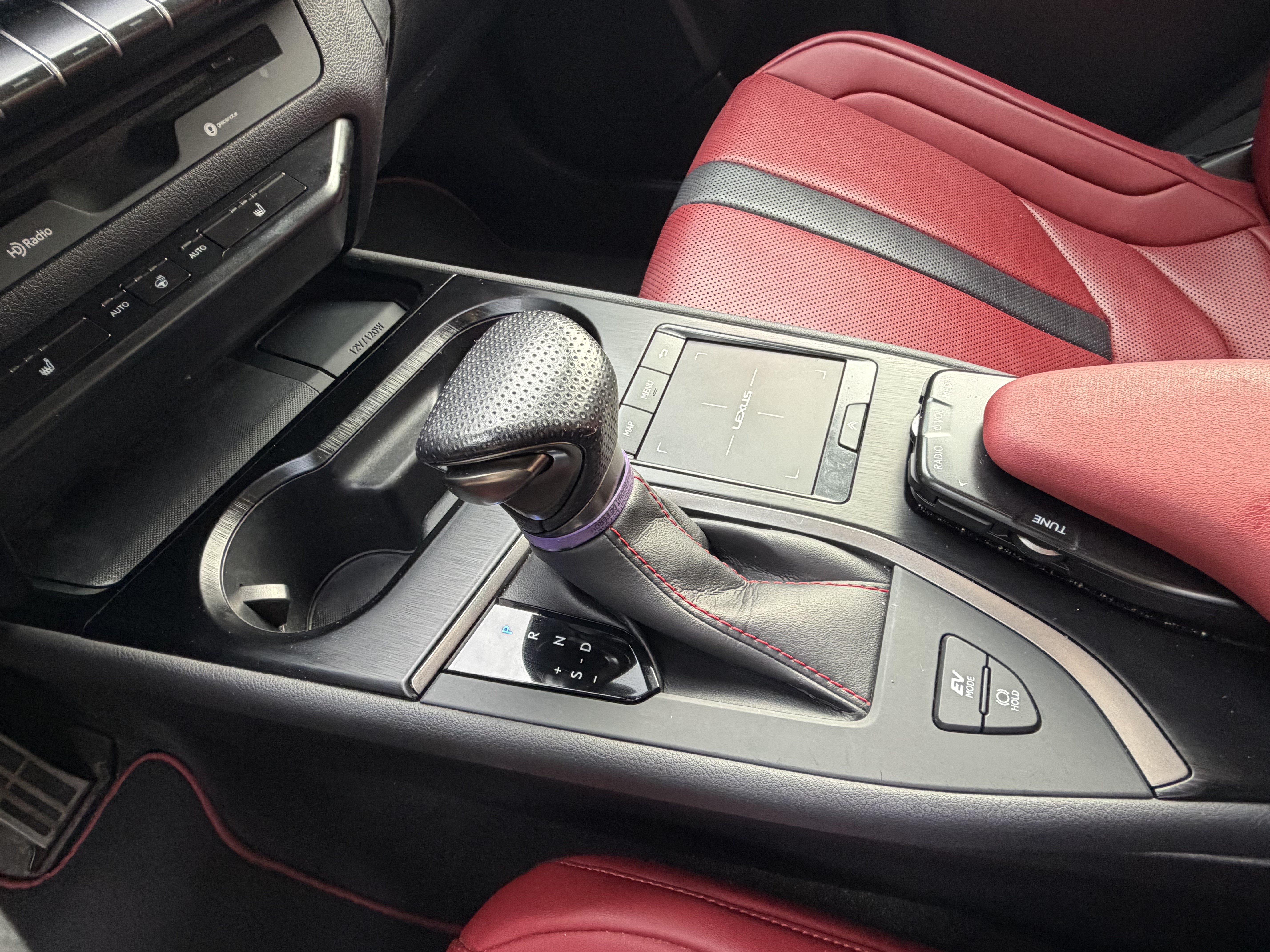 Used 2019 Lexus UX 250h F Sport w/ F Sport Premium Package AWD/4WD image 28